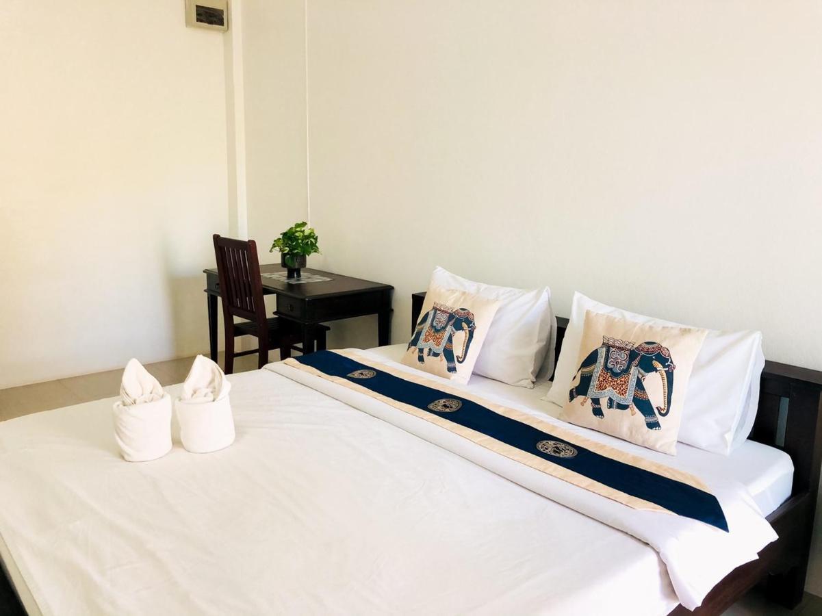 Baanlugchange Hotel Chanthaburi Exterior photo