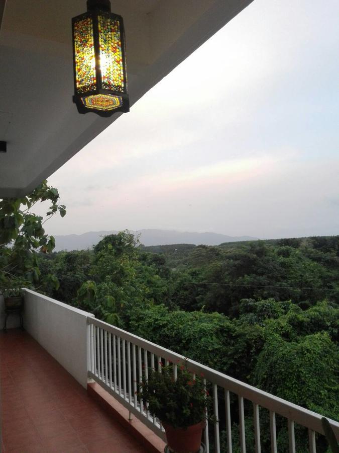Baanlugchange Hotel Chanthaburi Exterior photo